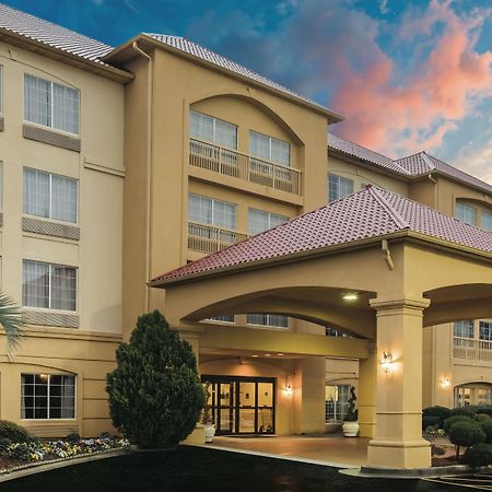 Отель La Quinta By Wyndham Atlanta Стокбридж Экстерьер фото