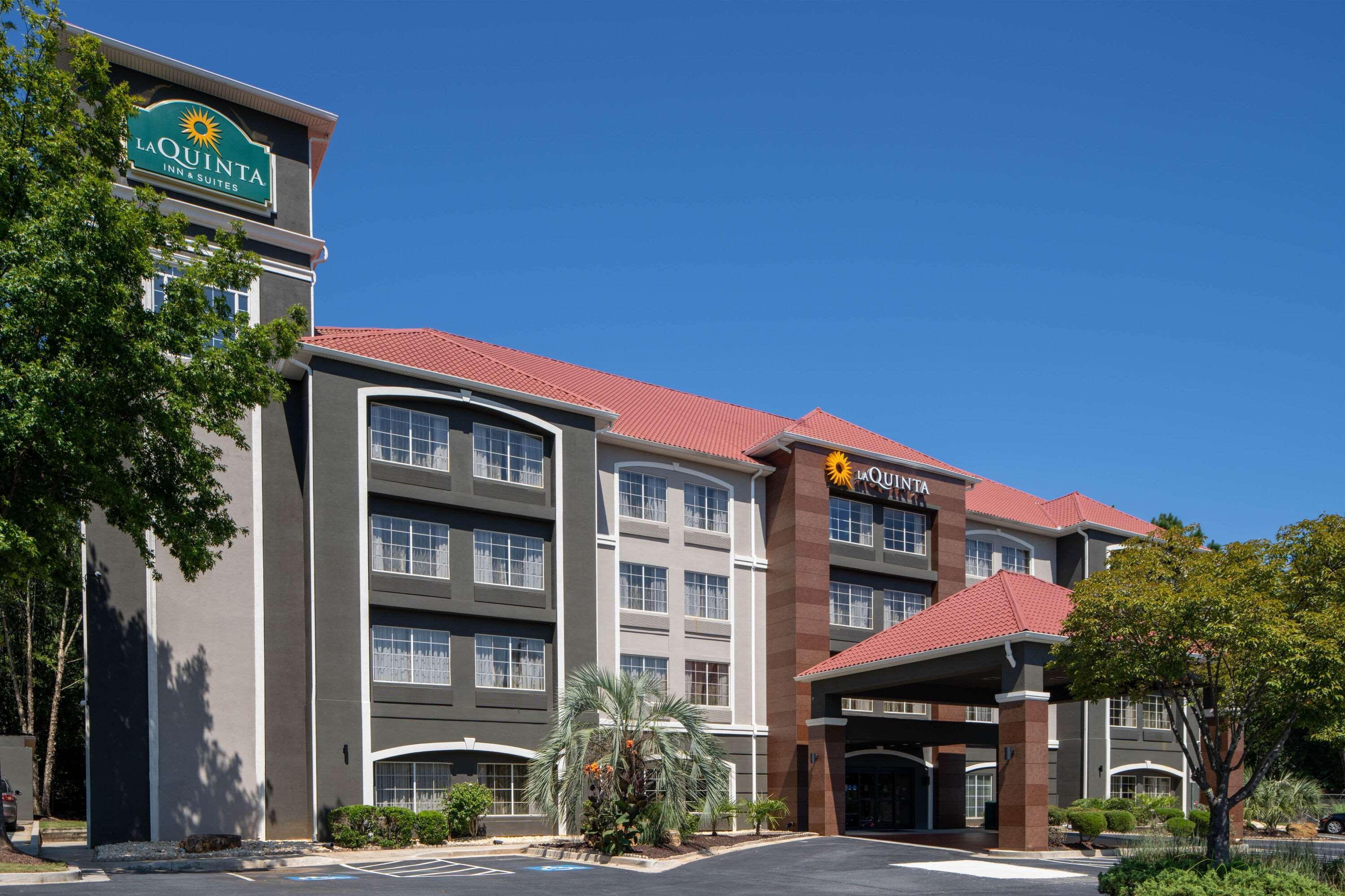 Отель La Quinta By Wyndham Atlanta Стокбридж Экстерьер фото