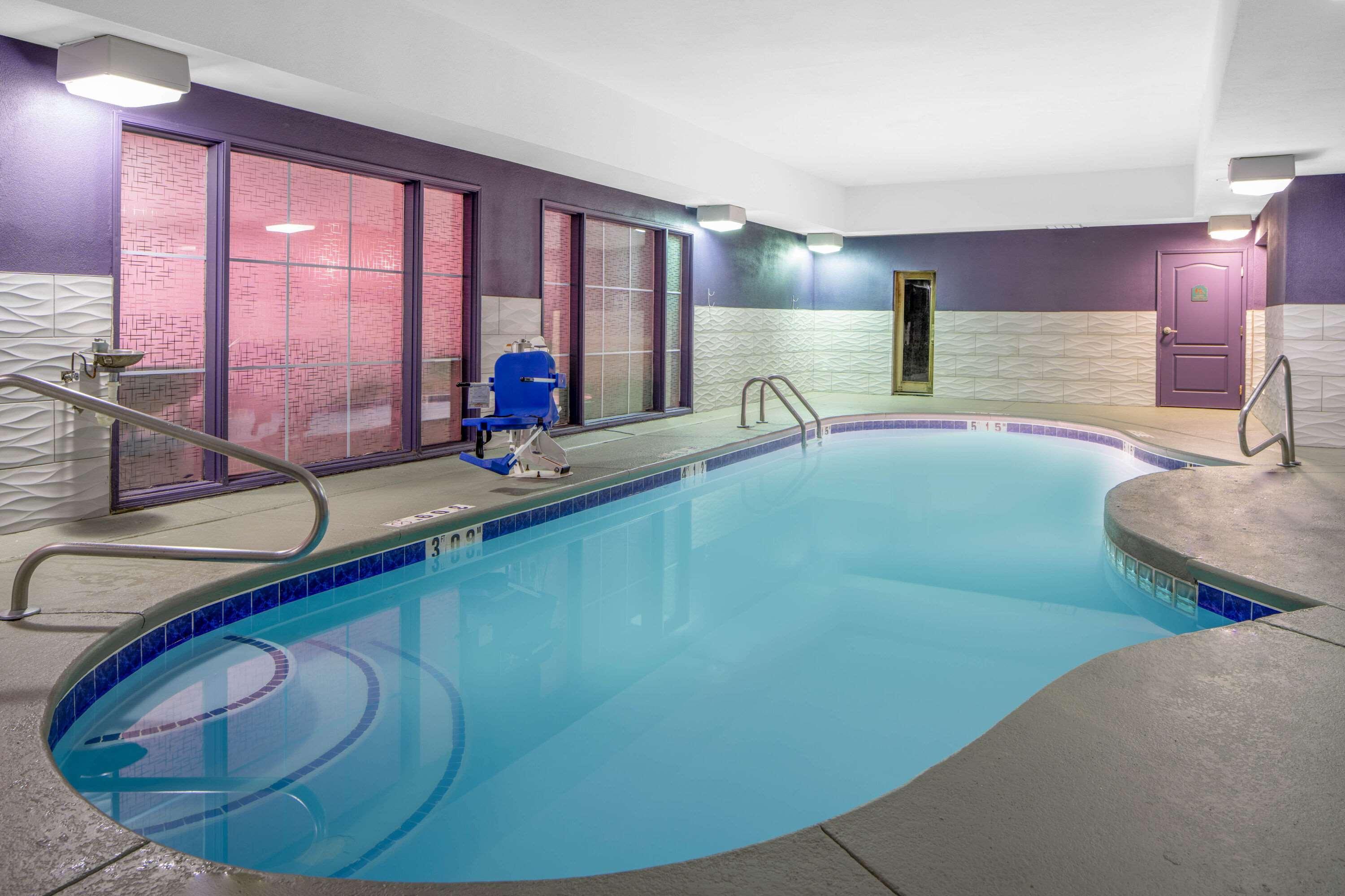 Отель La Quinta By Wyndham Atlanta Стокбридж Экстерьер фото