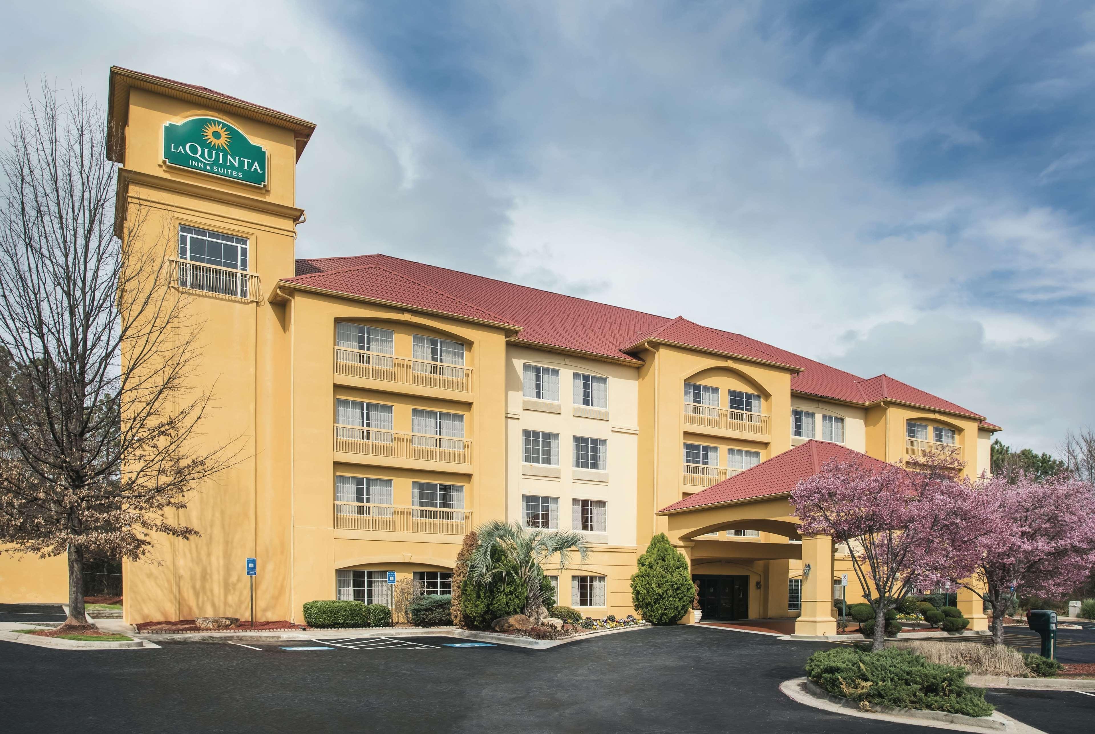 Отель La Quinta By Wyndham Atlanta Стокбридж Экстерьер фото